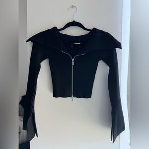 Black Ribbed Zippered Cardigan